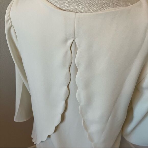 Talbots White Scalloped Back Top Size Small - Picture 4 of 7